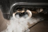 Stepen zagađenja vazduha zabrinjava: Obustaviti uvoz polovnih automobila
