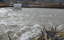 
					Šteta od poplava u Prokuplju, poplavljene oranice kod Kline 
					
									