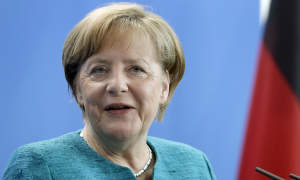 Stigle prve poruke: Merkel čestitala Makronu na ubedljivoj parlamentarnoj većini