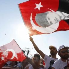 Stotine hiljada Turaka u Istanbulu protiv strahovlade i sultanizma Erdogana! (FOTO/VIDEO)