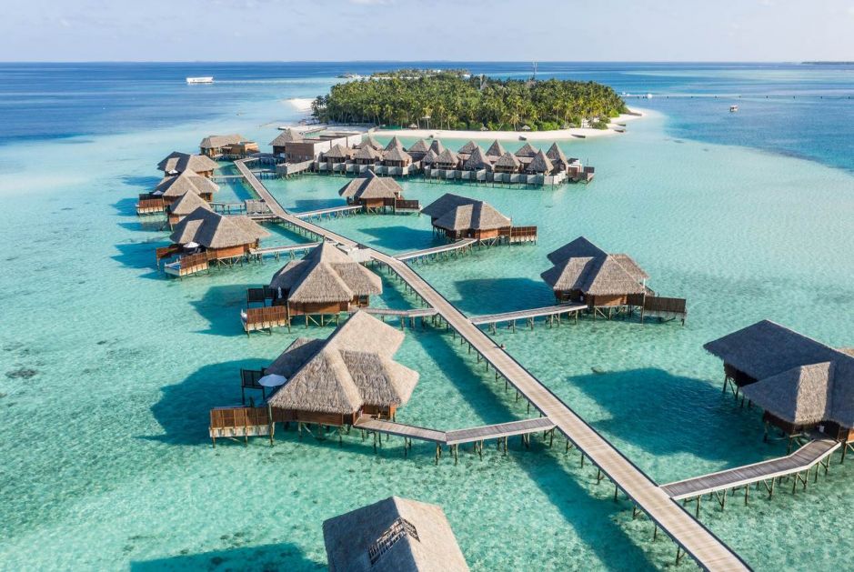 Stotine turista zbog pandemije “zaglavljeno” na Maldivima, vlada brine o njima