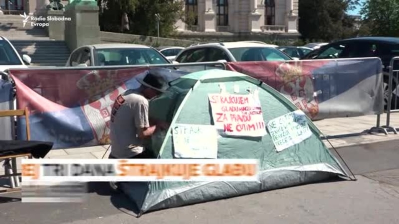 Štrajkom glađu protiv policijske torture prema LGBT+ u Srbiji