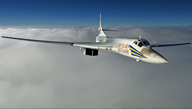 Strateški bombarderi Tu-160 izveli manevre na Sredozemnom moru