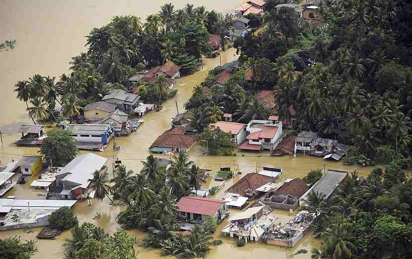 Stravične poplave na Šri Lanki ubile više od 200 ljudi: Broj žrtava raste iz minuta u minut (FOTO)
