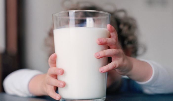Stručnjaci: Deca piju previše mleka