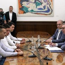 Studenti koji žele da uče odložili štrajk glađu do Vidovdana