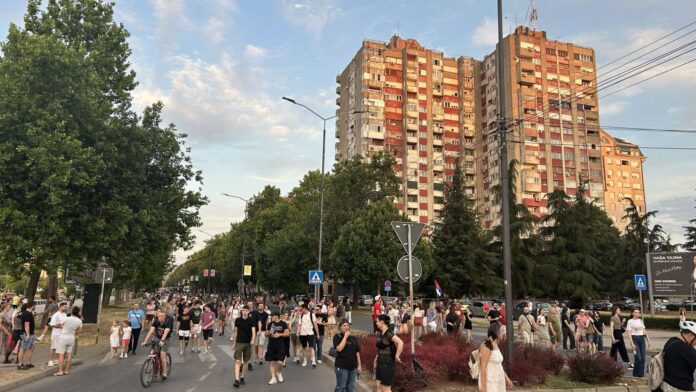 Studenti pozivaju na barikadu večeras kod „Delte“ u Nišu