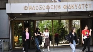 Studenti u blokadi FIlozofskog fakulteta izglasali blokadu za članove Dekanata