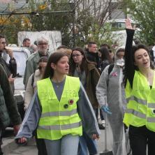 Studenti u blokadi idu u Hrvatskoj po gradovima iz kojih su Srbi isterani silom i oružjem: Profesor razotkrio sve - Poklanjaju se Severini...