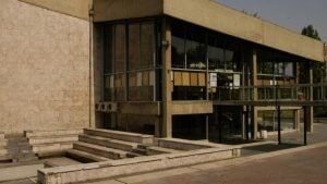 Studentski grad je otkazao koncert benda zbog slogana „Ko ne skače“: 51. rođendan Doma kulture biće bez muzike