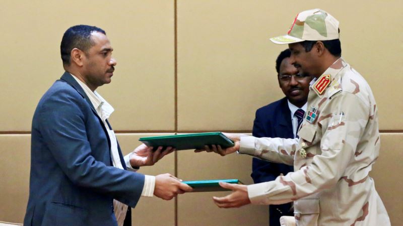 Sudan: Vojska i demonstranti potpisali sporazum o podjeli vlasti