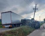 Sudar kombija i kamiona kod Bele Palanke, jedna osoba poginula