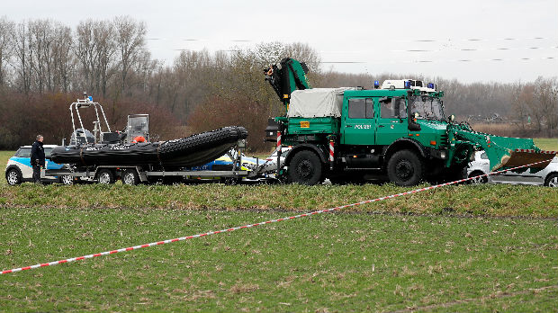 Sudar malog aviona i helikoptera u Nemačkoj, četiri žrtve