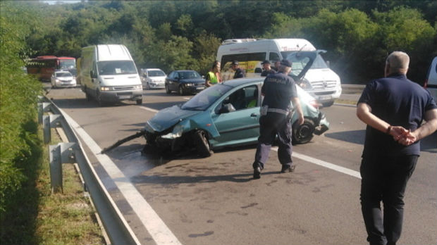 Sudar na auto-putu Beograd-Niš, povređena jedna osoba