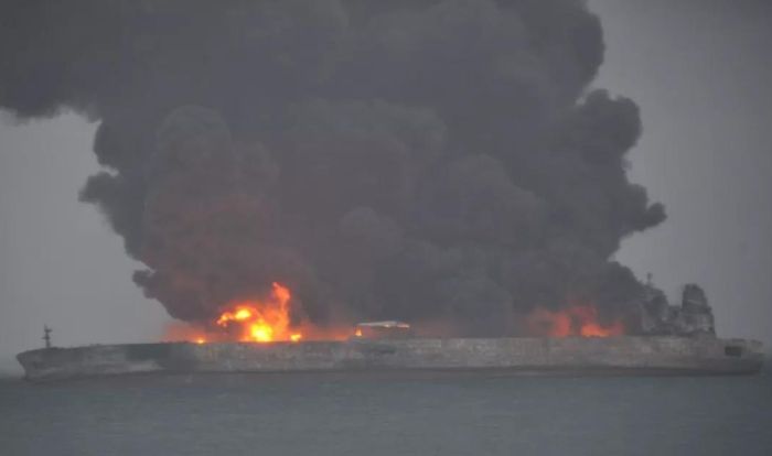 Sudar tankera i teretnjaka kod kineske obale, nestale 32 osobe