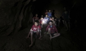 Sudbina dečaka neizvesna! Spasioci napravili kobnu grešku - upumpali dodatnu vodu u pećinu! (FOTO, VIDEO)