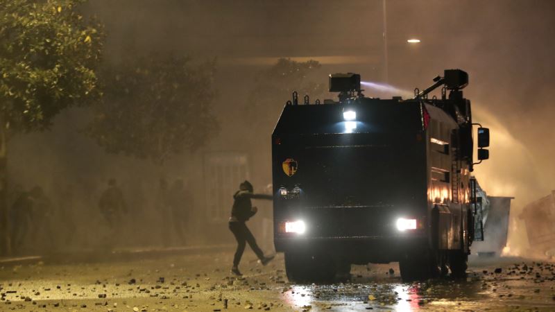 Sukobi na ulicama Bejruta treću noć zaredom