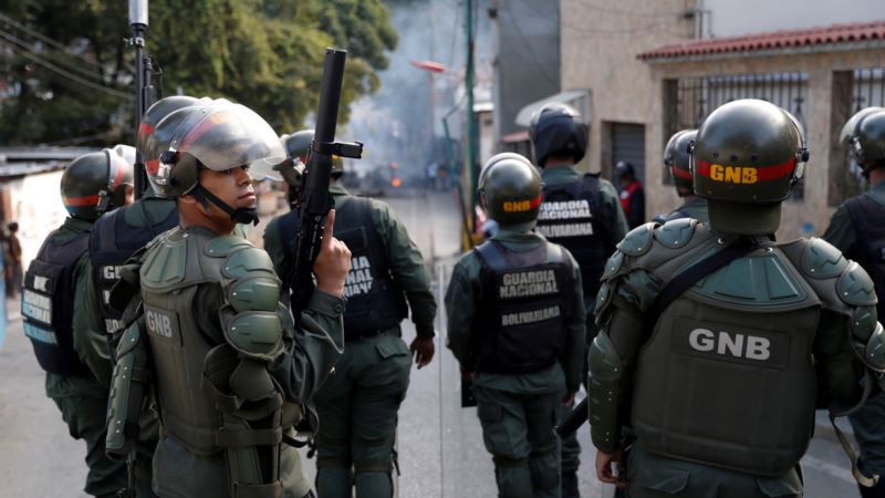 Protest u Venecueli, građani traže odlazak Madura