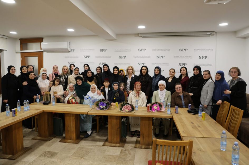 Susret nane Fate Orlović i Majki Srebrenice sa Ženskom mrežom SPP-a