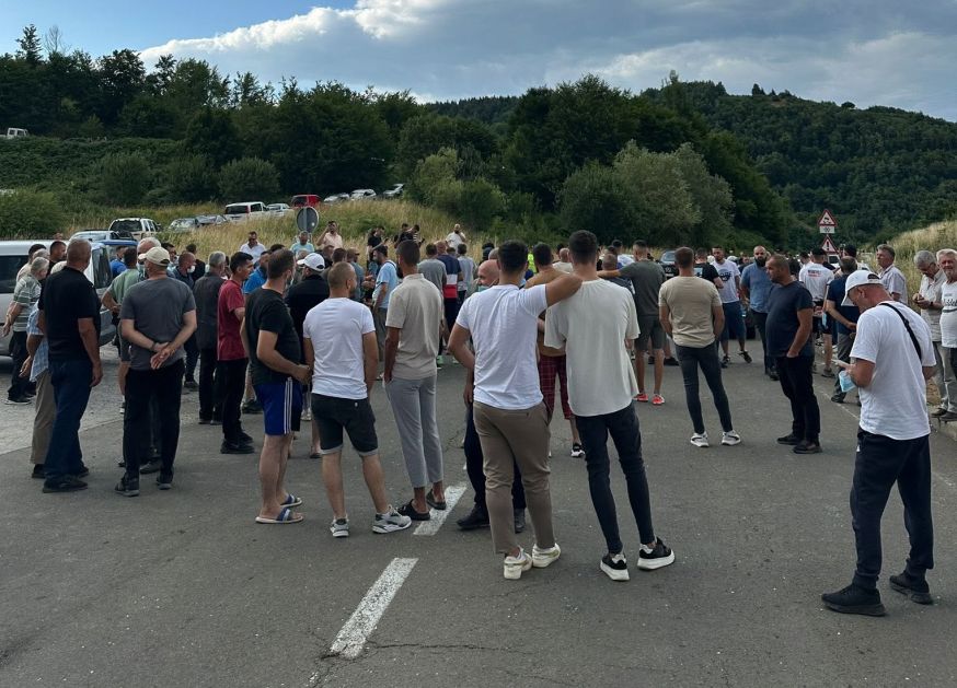 Sutra protest ispred opštine: Mještani traže odgovornost za deponiju