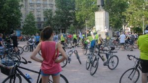 Sutra u Beogradu „Pešačka nedelja“ i „Biciklijada“