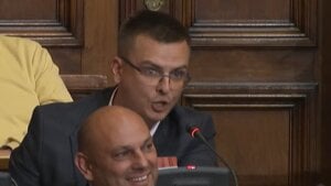 Svađa Parandilovića i Raguš: Ko je zatrovao Srbiju?