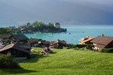 Švajcarsko selo pod opsadom turista: Svi hrle u mesto gde je snimana poznata serija