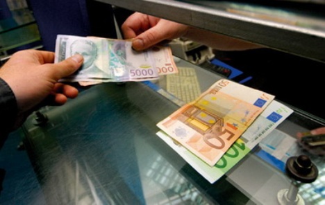 Sve manje banaka u Srbiji