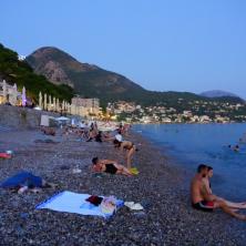 Sve se menja u Sutomoru: Turisti u neverici zbog novih pravila, neka su i nepisana i izazivaju bes kod Srba