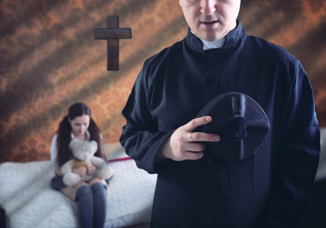 Sveštenik upucao suprugu pa sebe naočigled dece: Ostavio zbunjujuću poruku pre krvavog pira