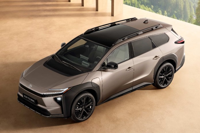 Svetska premijera Toyote bZ4X Touring