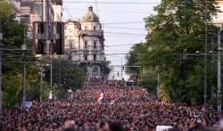 Svetske agencije: Više desetina hiljada ljudi na skupu Srbija protiv nasilja