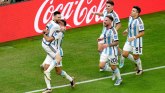 Svetsko fudbalsko prvenstvo 2022: Mesijeva simultanka i Martinezove parade u penal seriji odveli Argentinu u polufinale sa Hrvatskom