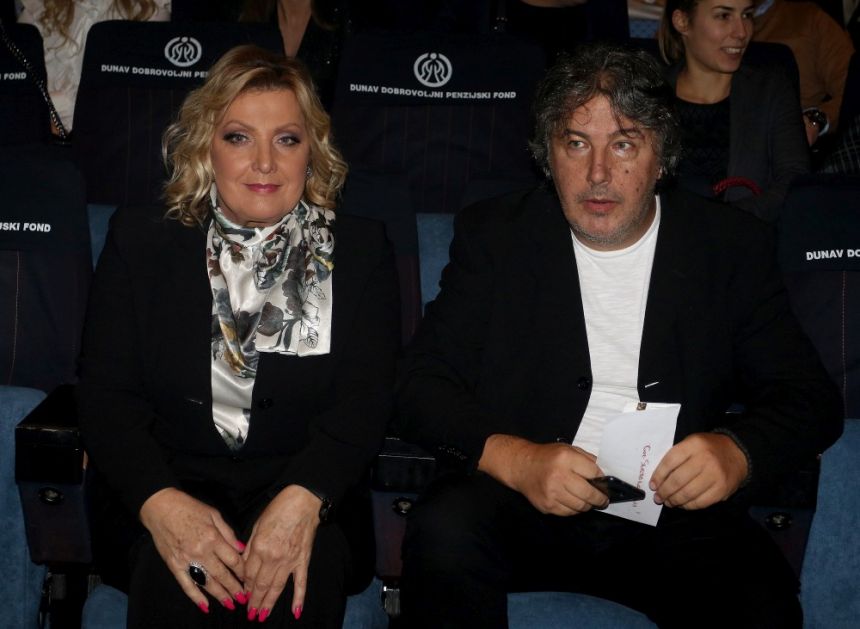 Svi pričaju o ženi kojom će Vanja da zameni Snežanu: Prava je lepotica i mlađa je od pevačice (foto)