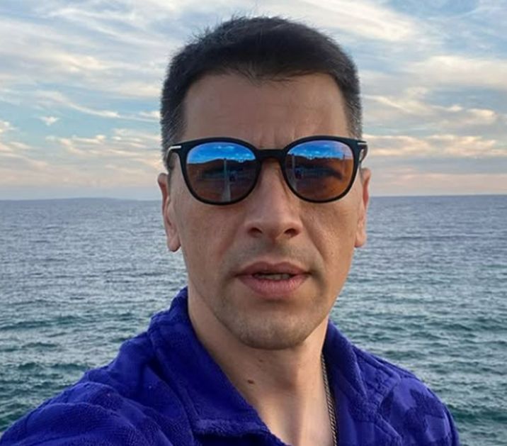 Svi su mislili da će sa njim pred oltar: Najveća ljubav Viktora Savića drugom rodila dete