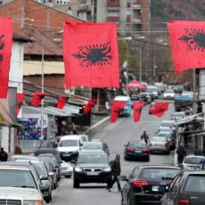 Svuda vijore albanske zastave, TENZIJA RASTE! Rama provocira čestitkom (FOTO)
