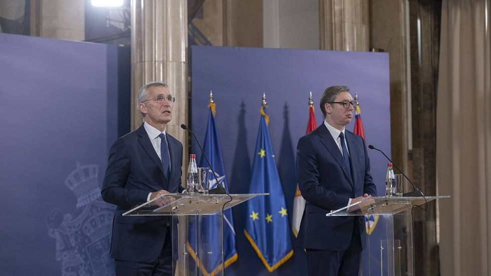 TASS: Stoltenberg i Vučić razgovarali o mogućnostima zajedničkih vežbi NATO-a i Srbije