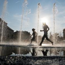 TEMPERATURE KAKVE SMO DUGO ČEKALI: Danas pravo letnje vreme, ali ponegde moguća iznenađenja