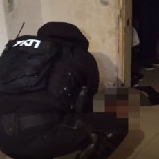 TERALI INVALIDA DA PROSI, PA POKUŠALI DA SE IZVUKU: Određen pritvor porodici iz Beograda (VIDEO)