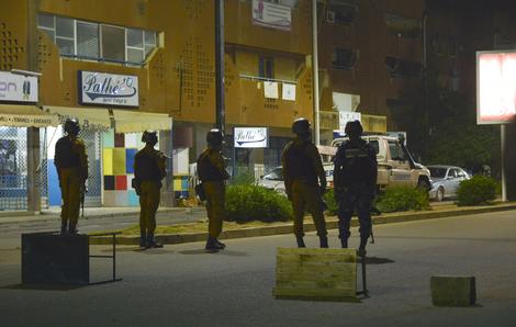 TERORISTIČKI NAPAD U restoranu u Burkini Fasi ubijeno najmanje 17 OSOBA
