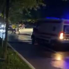 TEŠKA SAOBRAĆAJNA NEZGODA NA DEDINJU: Žena sletela s puta, s dvoje dece prevezena u Urgentni centar (FOTO/VIDEO)