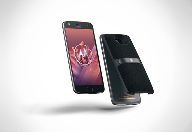 TEST: Motorola Moto Z2 Play – Opravdana očekivanja