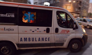 Udes na Zrenjaninskom putu: Prevrnuo se traktor, muškarac teško povređen