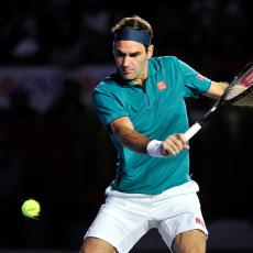 TO SE ČEKALO: Rodžer Federer ponovo na terenu (VIDEO)