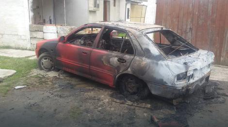 TOTALNA ŠTETA Izgoreo automobil odborničkog kandidata na lokalnim izborima