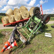 TRAGEDIJA U GROCKOJ: Prevrnuo se traktor, poginuo muškarac