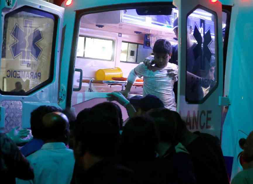 TRAGEDIJA U JORDANU: 17 đaka stradalo kada je njihov autobus odnela bujica!