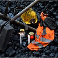 TRAGEDIJA U RUDNIKU UGLJA: Najopasniji posao na svetu, ponovo odneo žrtve, poginulo najmanje 18 rudara (FOTO)
