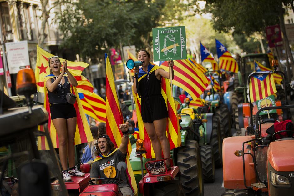 TRAKTOR PODRŠKA: Katalonci blokirali Barselonu