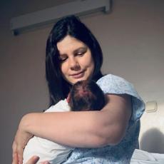 TRČALA JE U NJEGOV KREVET! Razorila porodicu - Marina je dobila bebu sa sinom svog muža! (FOTO)